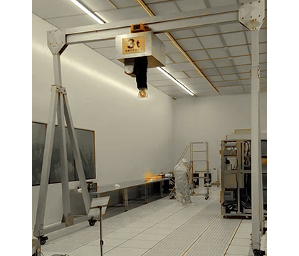 Cleanroom portable gantry crane