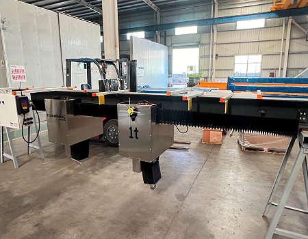 Monorail Workstation Crane for Cleanroom Applications