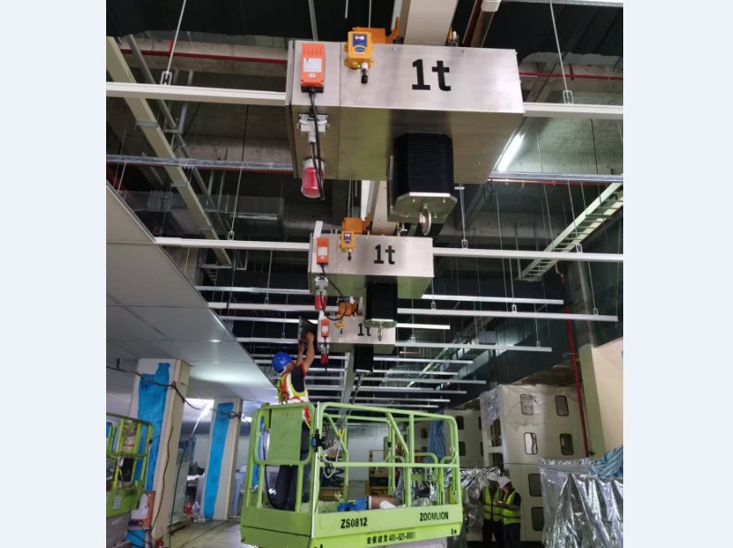 Installation of cleanroom suspended bridge crane
